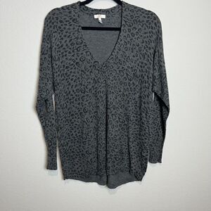Joie Sweater Womens Small Gray Leopard V Neck Tunic Long‎ Sleeve Knit Relaxed